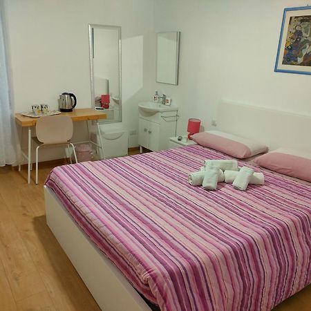 La Casa Di Mimma Hotell Matera Rum bild